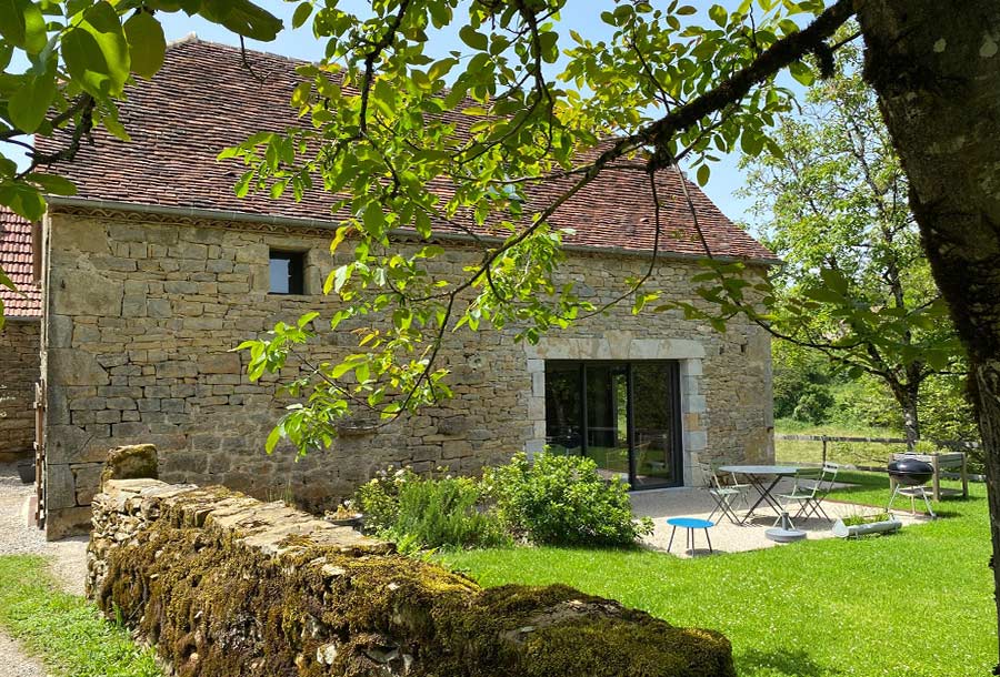 Gîte pour 4 personnes dans le Lot avec jardin