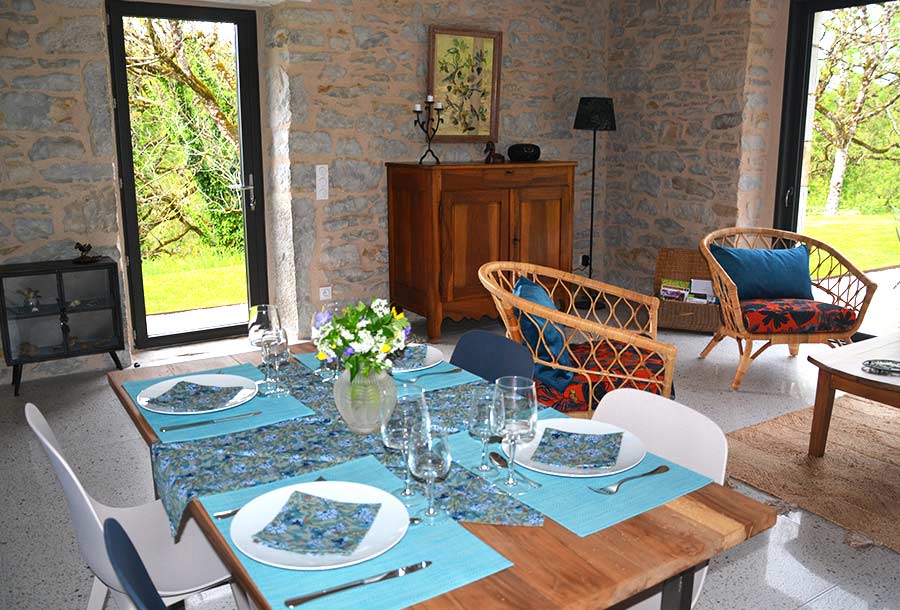 pièce à vivre au rez-de-chaussée